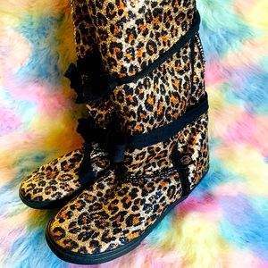 Sugar leopard sequin boots sz 6